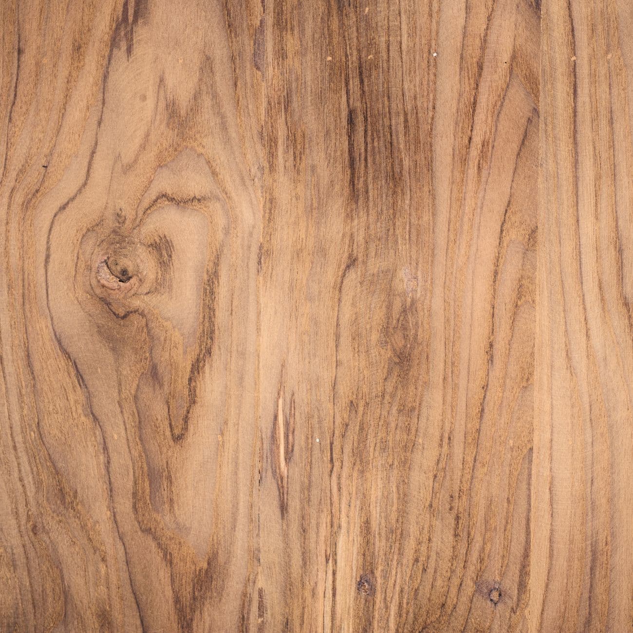 Cedarwood, the raw material
