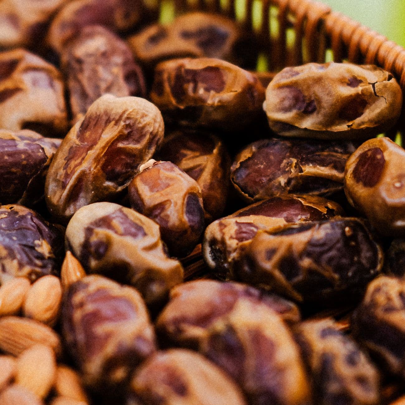 Prune, the raw material